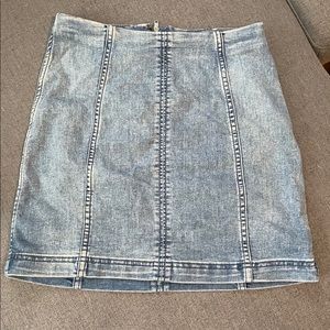 Free people Jean skirt size 4